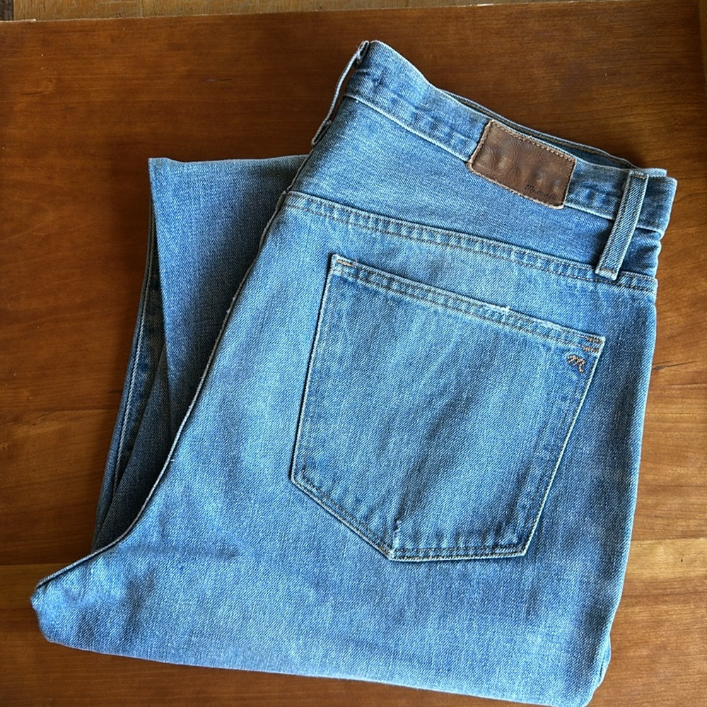 Madewell The Dad Jean in light wash with light distress/button fly. Size 14/32 - Picture 2 of 14